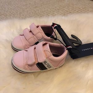 Tommy Hilfiger baby sneaker